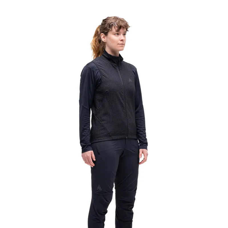 7mesh Women's Chilco Vest Black-1
