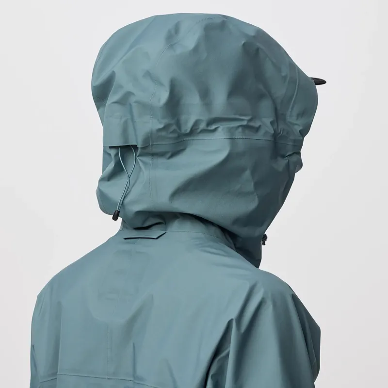 Fjallraven Women's Bergtagen GTX Lite Jacket Nimbus Blue-4