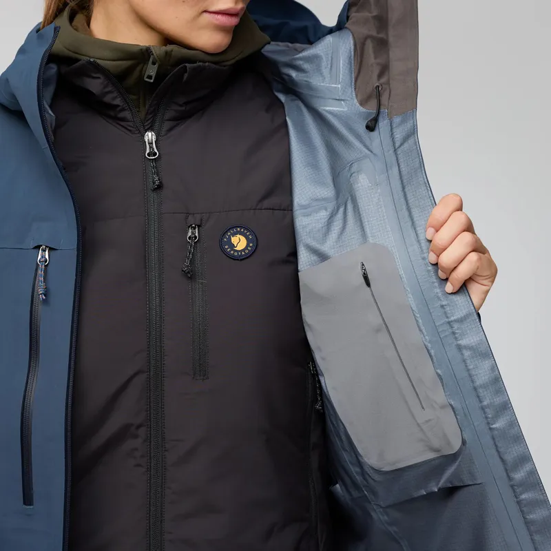Fjallraven Women's Bergtagen GTX Pro Jacket Mountain Blue-12
