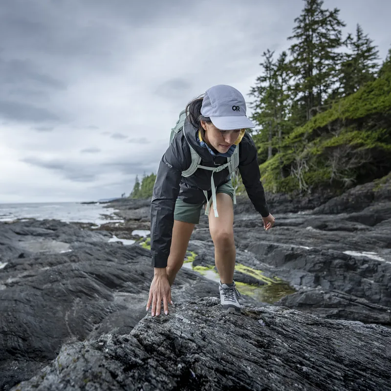 Outdoor Research Women's Helium UL Jacket Black-10