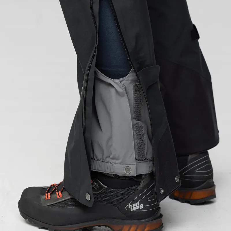 Fjallraven Women's Bergtagen GTX Pro Trousers Black-8