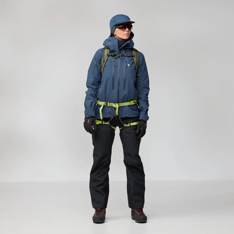 Fjallraven Women's Bergtagen GTX Pro Trousers Black-10