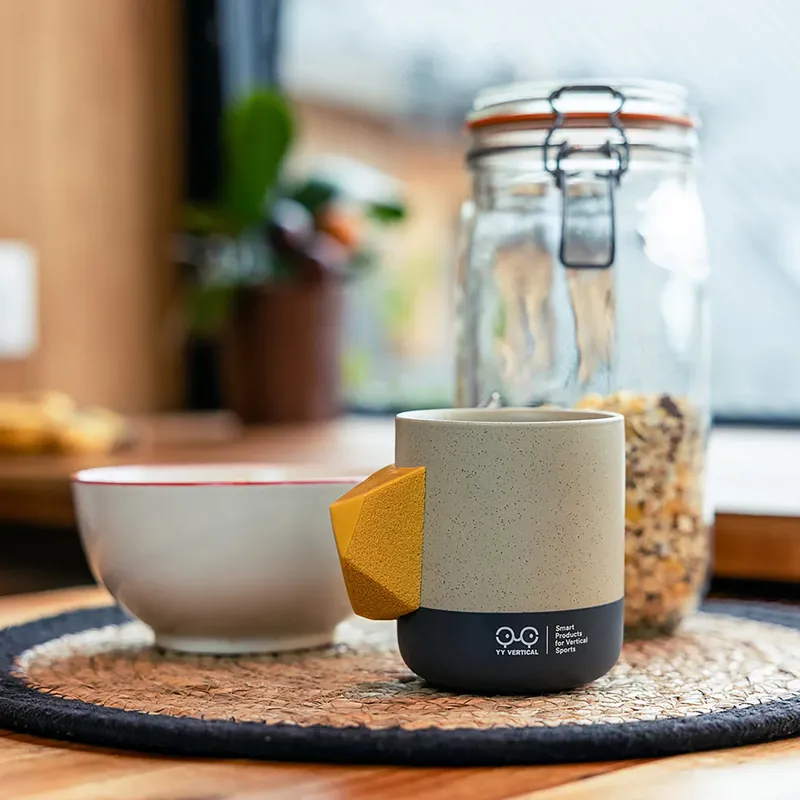 YY Vertical Climbing Mug EVO Yellow-2