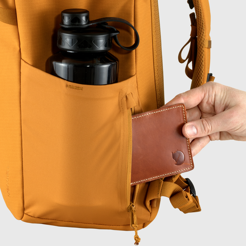 Fjallraven Ulvo Rolltop 30 Red Gold-4