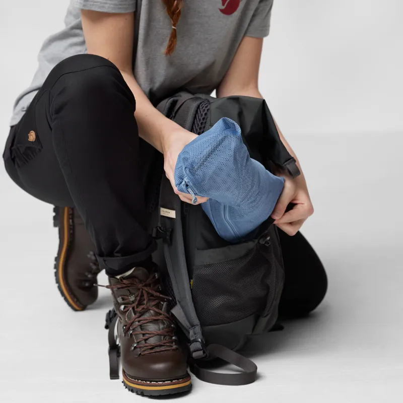 Fjallraven Womens Vardag Hydratic Anorak Black-8