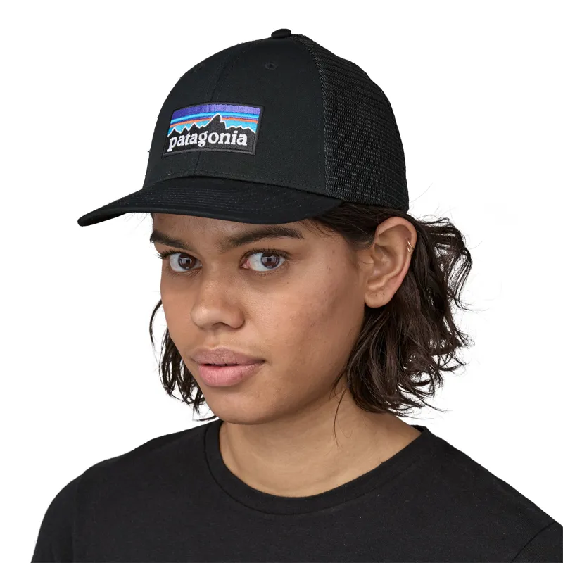 Patagonia P-6 Logo LoPro Trucker Hat Black-2