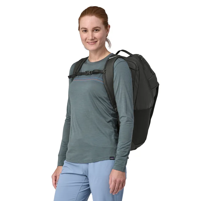 Patagonia Black Hole Pack 32L Black-3