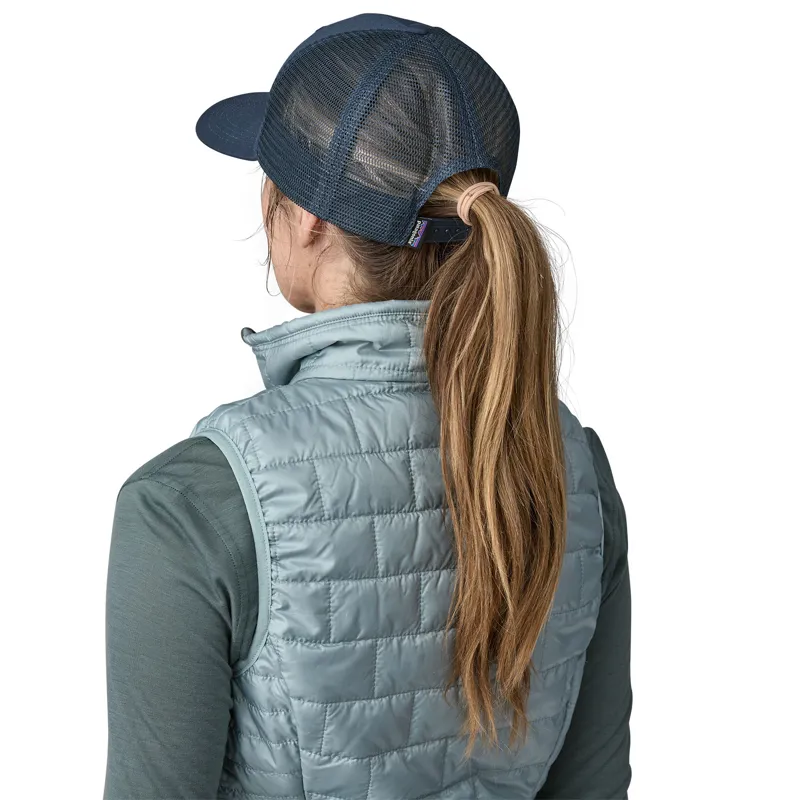 Patagonia P-6 Logo Trucker Hat New Navy-2