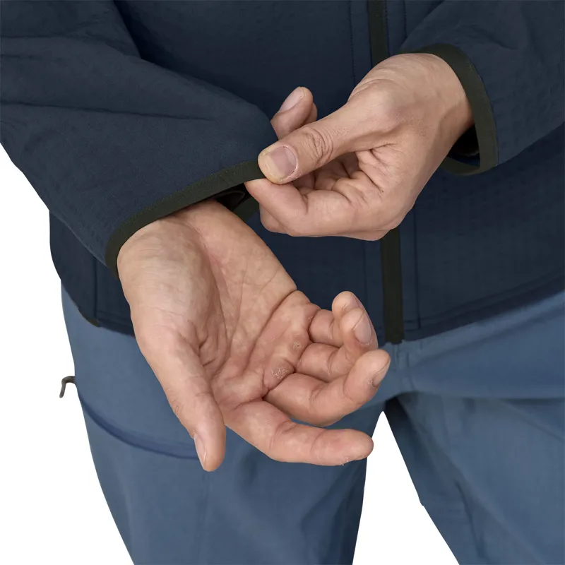 Patagonia Men's R2 TechFace Hoodie Pine Needle Green-5