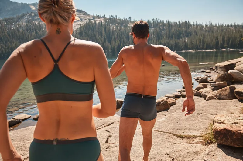 Royal Robbins Womens Readydry Racer Bra Black-5