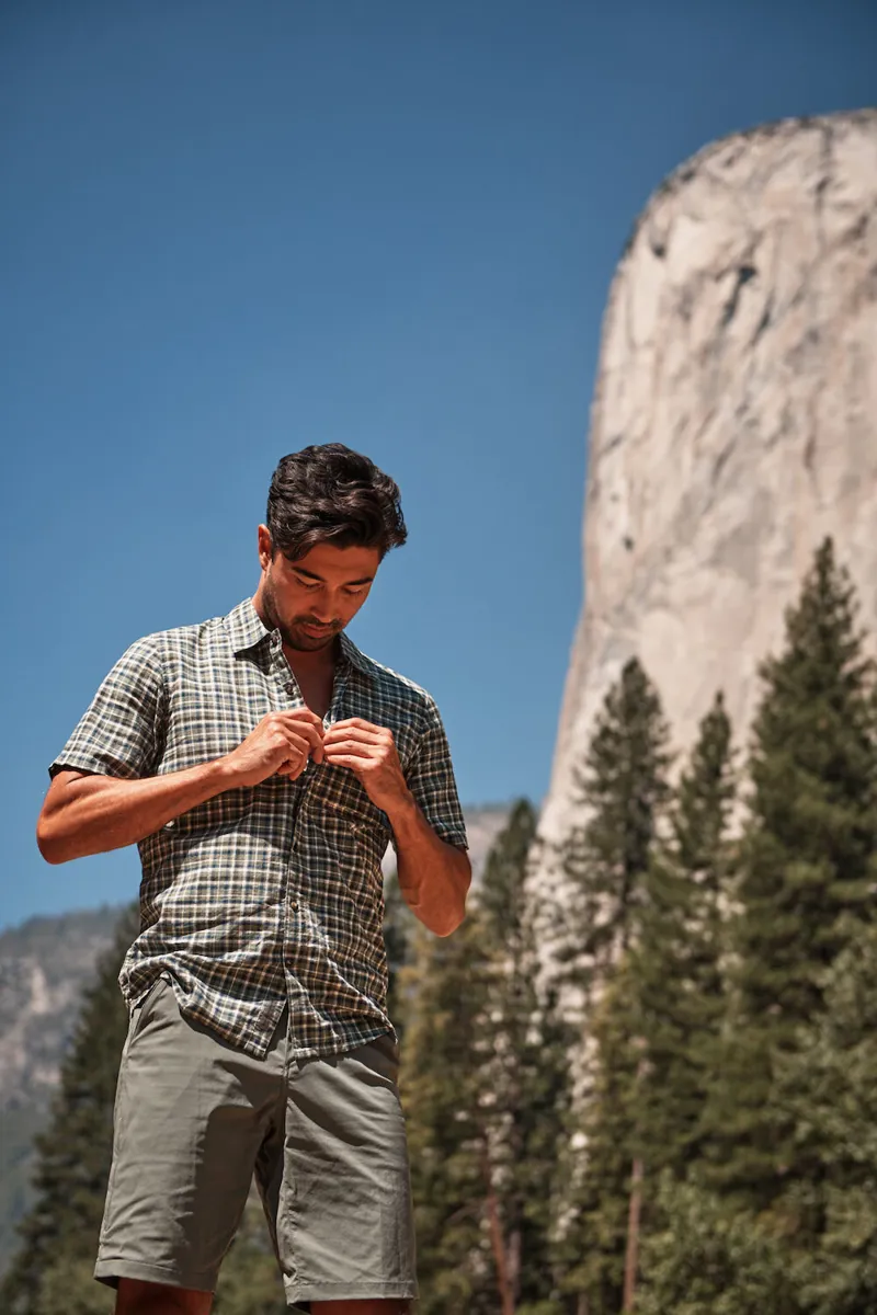 Royal Robbins Men's Redwood Plaid SS Shirt Tahoe Blue-6