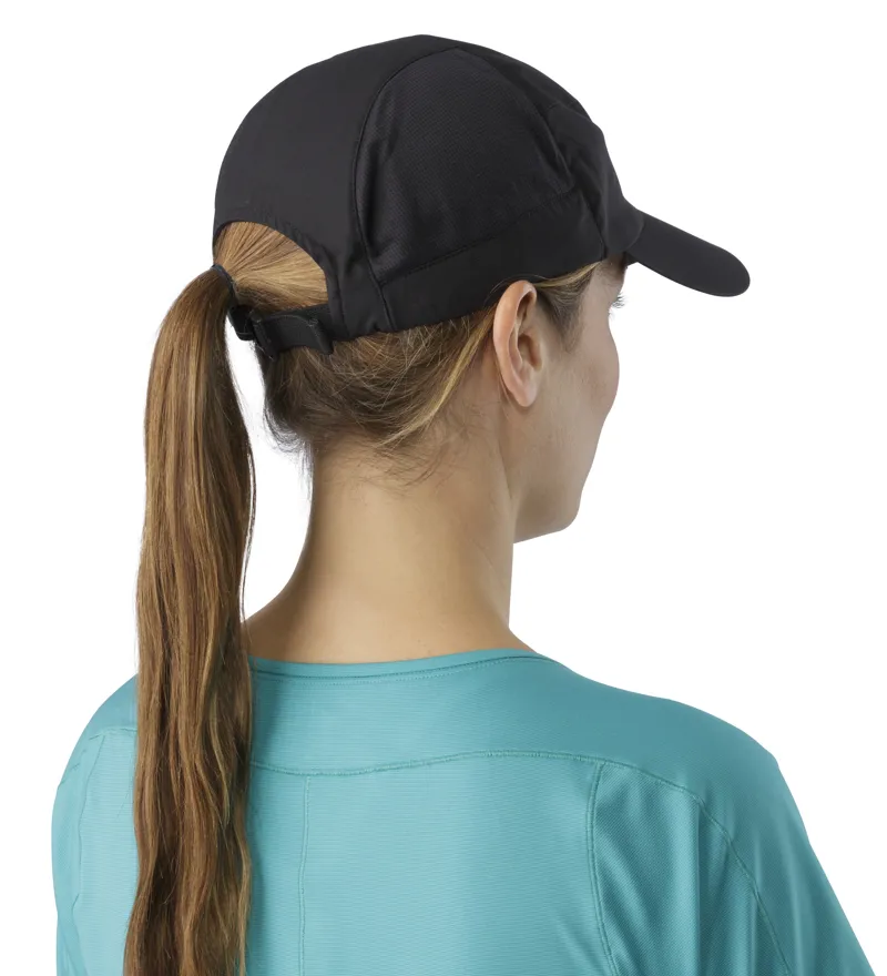 Arcteryx Calvus Cap Black Sapphire-2