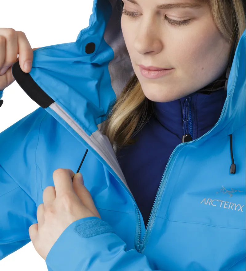 Arcteryx Womens Beta LT Jacket Black Saphire-4