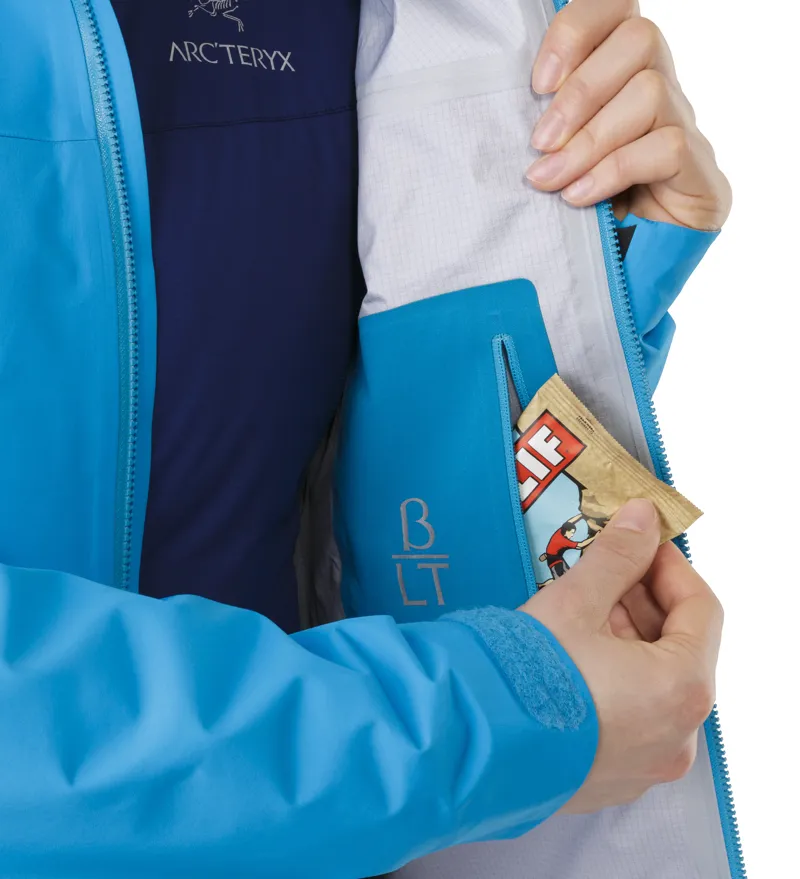 Arcteryx Womens Beta LT Jacket Black Saphire-8