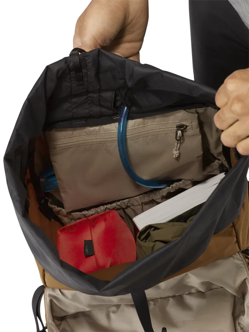 Arcteryx Brize 32 Backpack Black-11