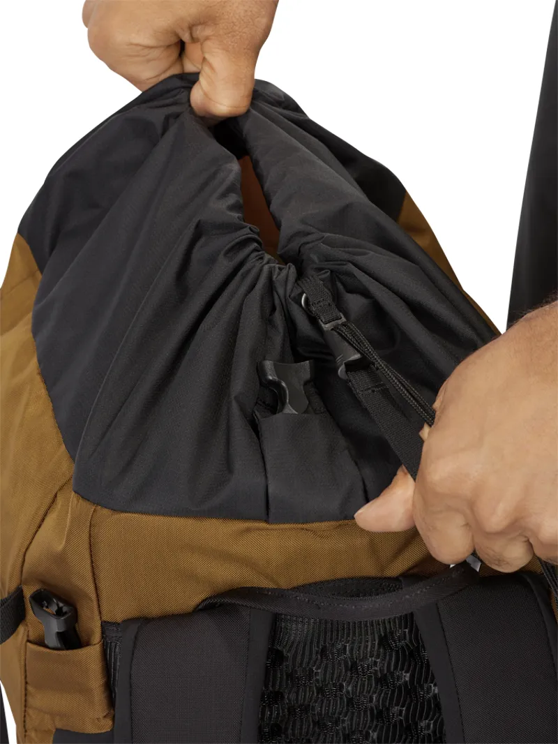 Arcteryx Brize 32 Backpack Black-7