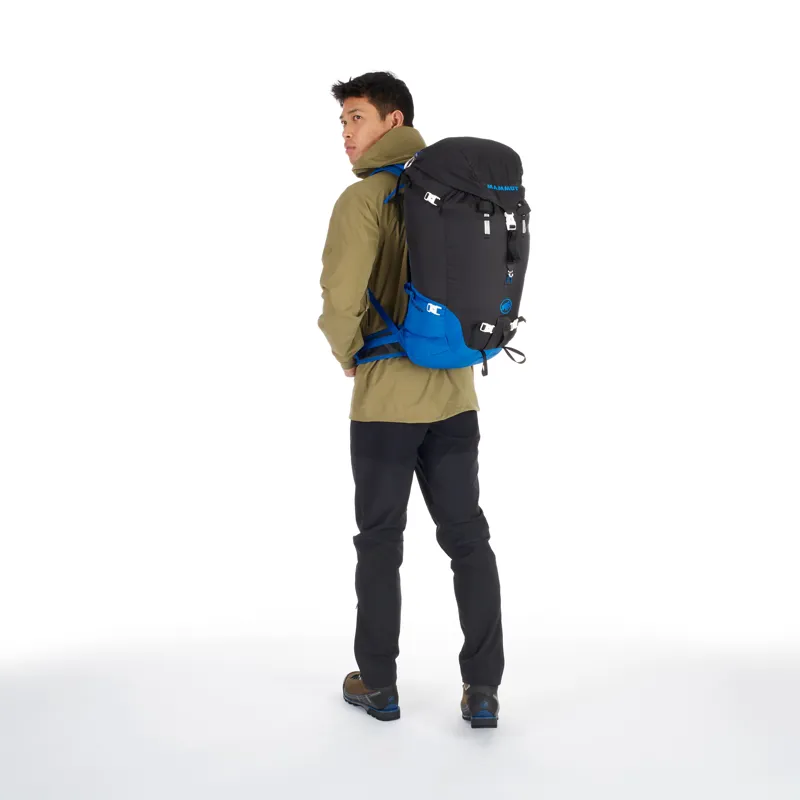 Mammut Trion Light 38L Black Ice-6