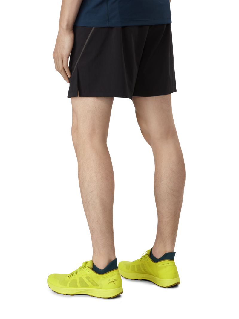 Arcteryx Mens Motus Short 6 IN Black-1