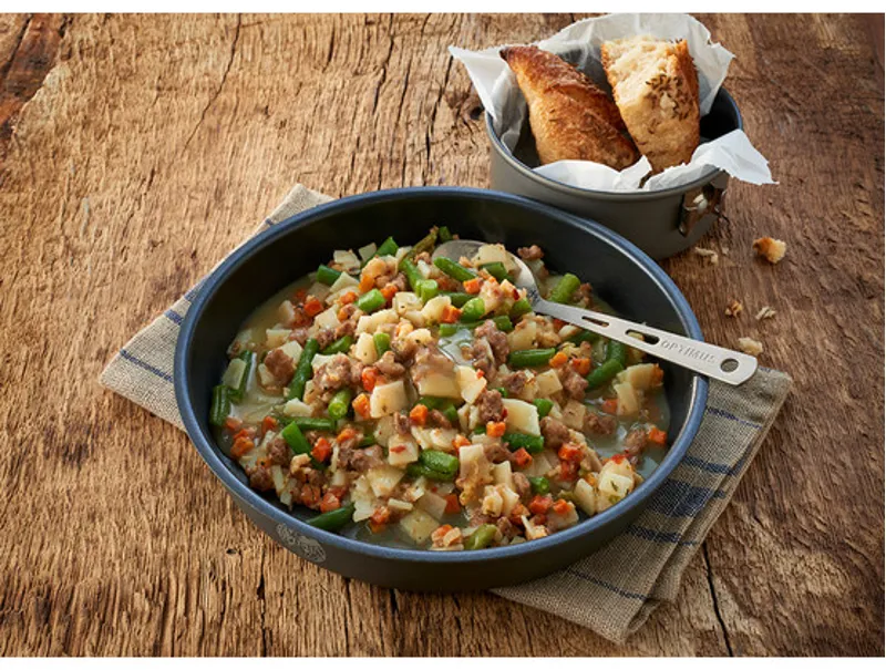 Trek n Eat Hearty Potato Stir Fry with Beef and Green Beans-1