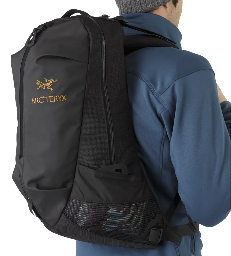 Arcteryx Arro 22 Backpack Caribou-6