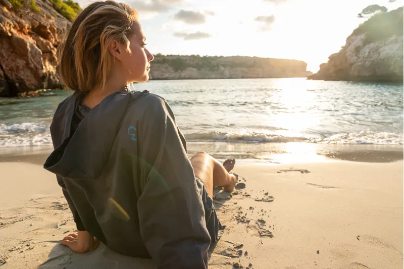 Lifeventure Changing Robe Compact Grey-5