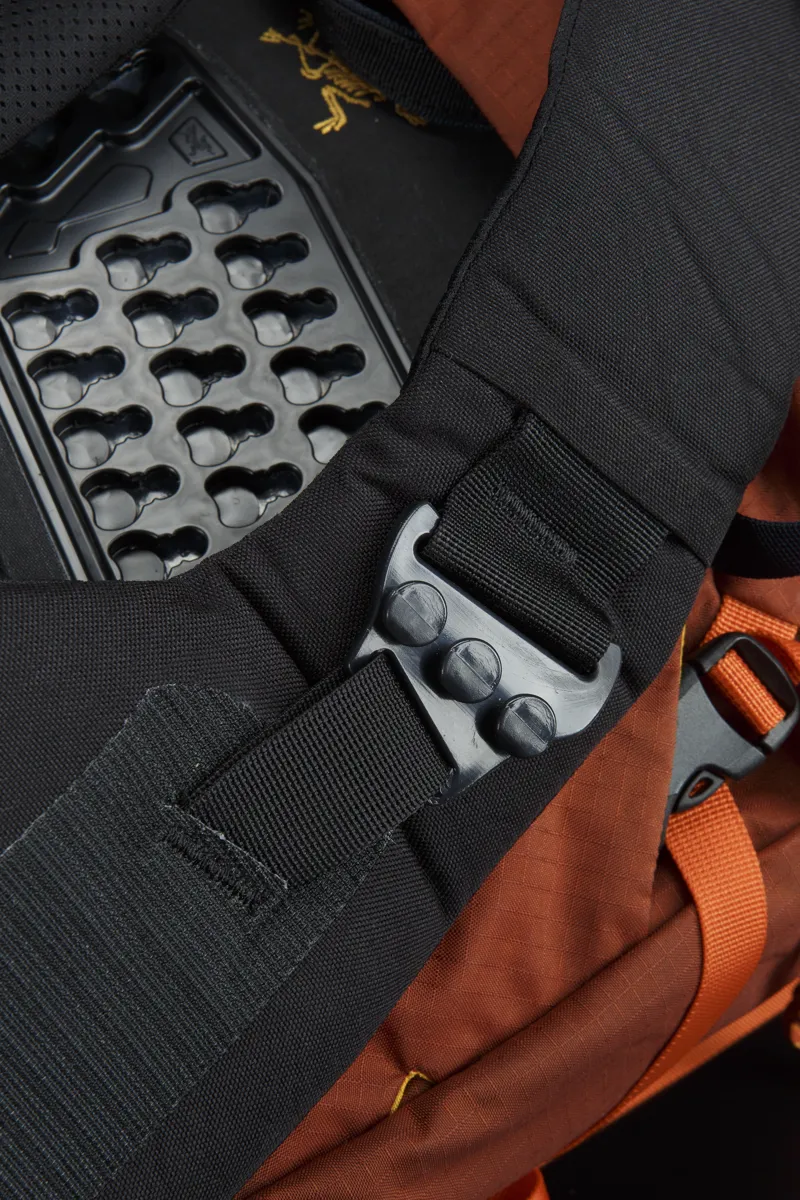 Arcteryx Altra 65 Iron Oxide Short-Regular-4