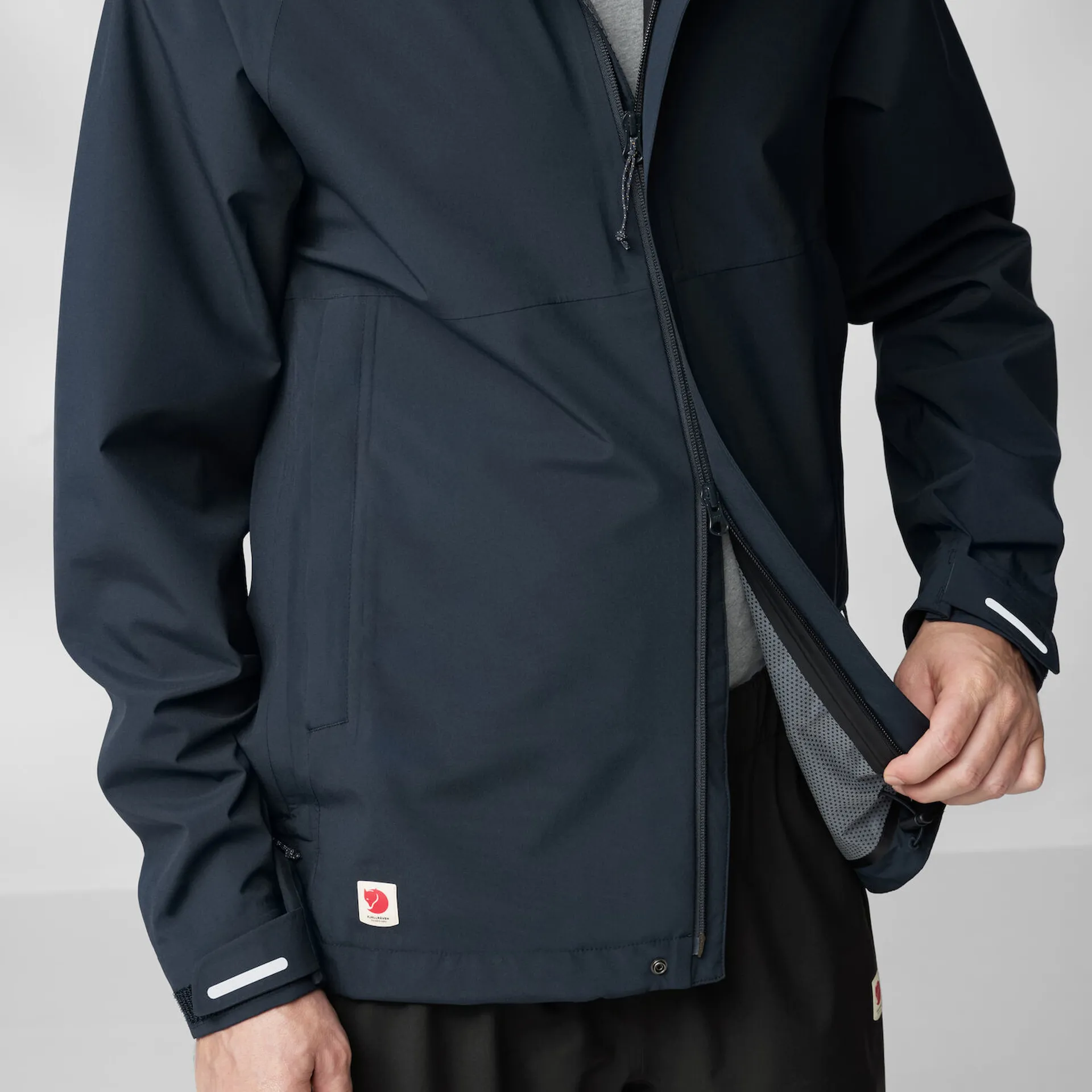 Fjallraven Mens HC Hydratic Trail Jacket Dark Navy
