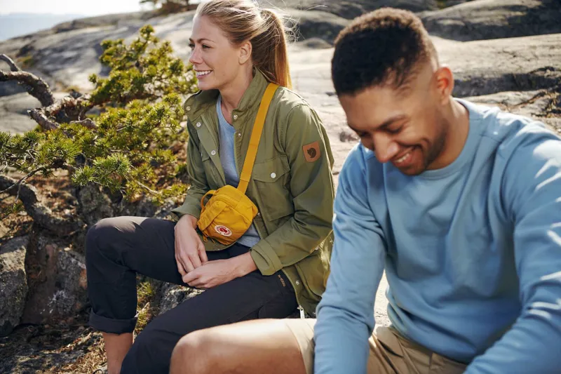 Fjallraven Kanken Hip Pack Peach Sand-11