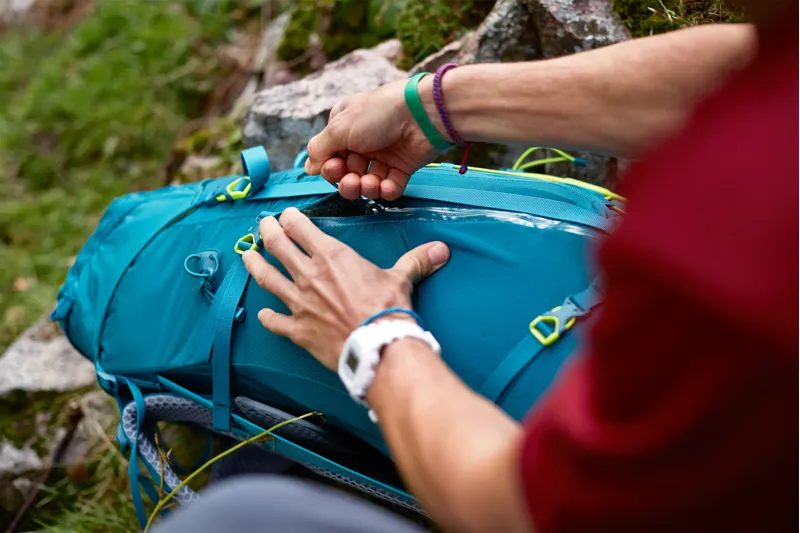 Lowe Alpine Airzone Pro 35:45 Backpack Black-10