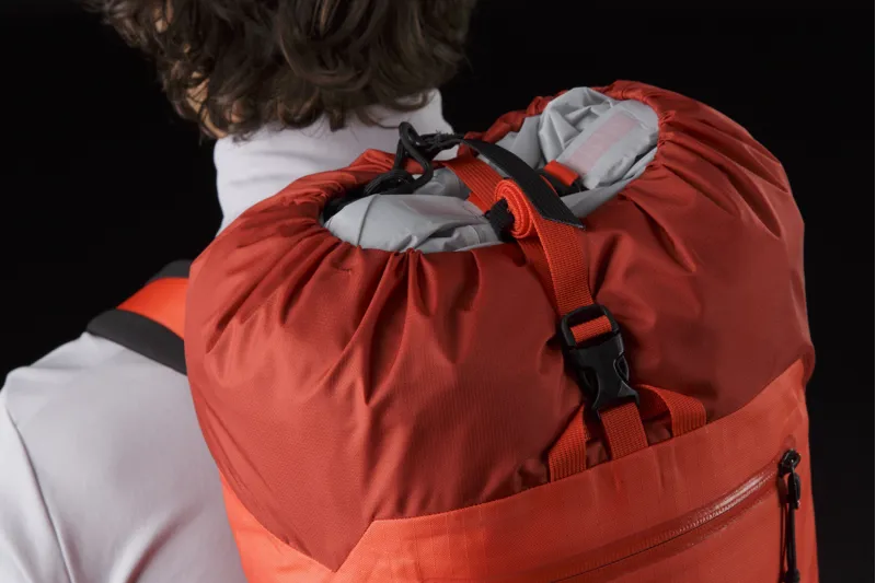 Arcteryx Alpha FL 30 Black-6