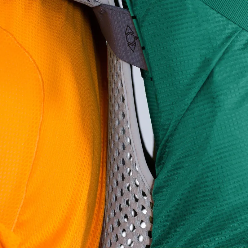 Osprey Womens Aura AG 50 Rain Forest Green-7