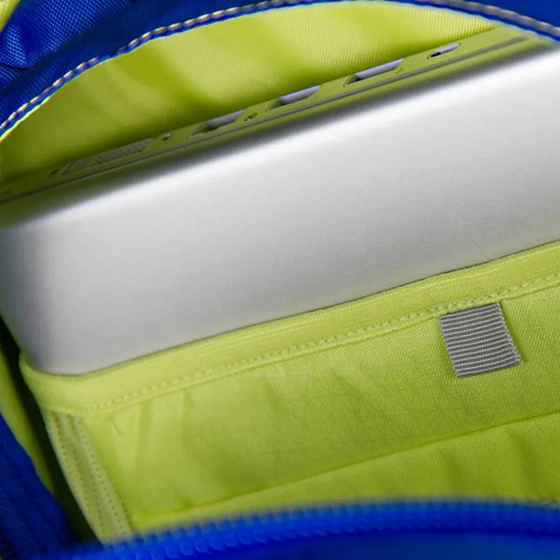 Osprey Axis 18 Black-5