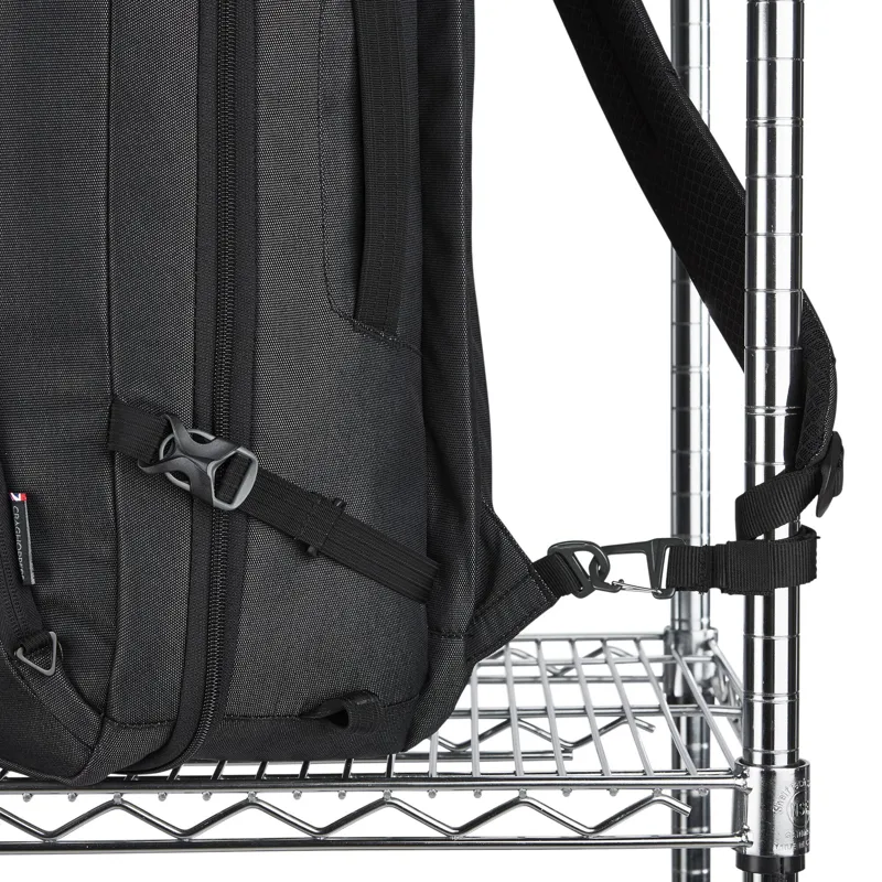 Craghoppers 40L Hybrid Holdall Black-8