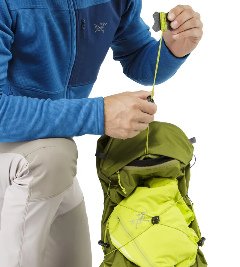 Arcteryx Cierzo 28 Backpack Dark Basalt-11