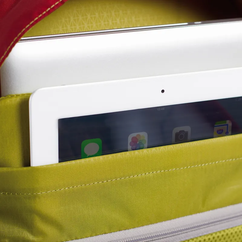 Osprey Quasar 28 Desert Khaki-4