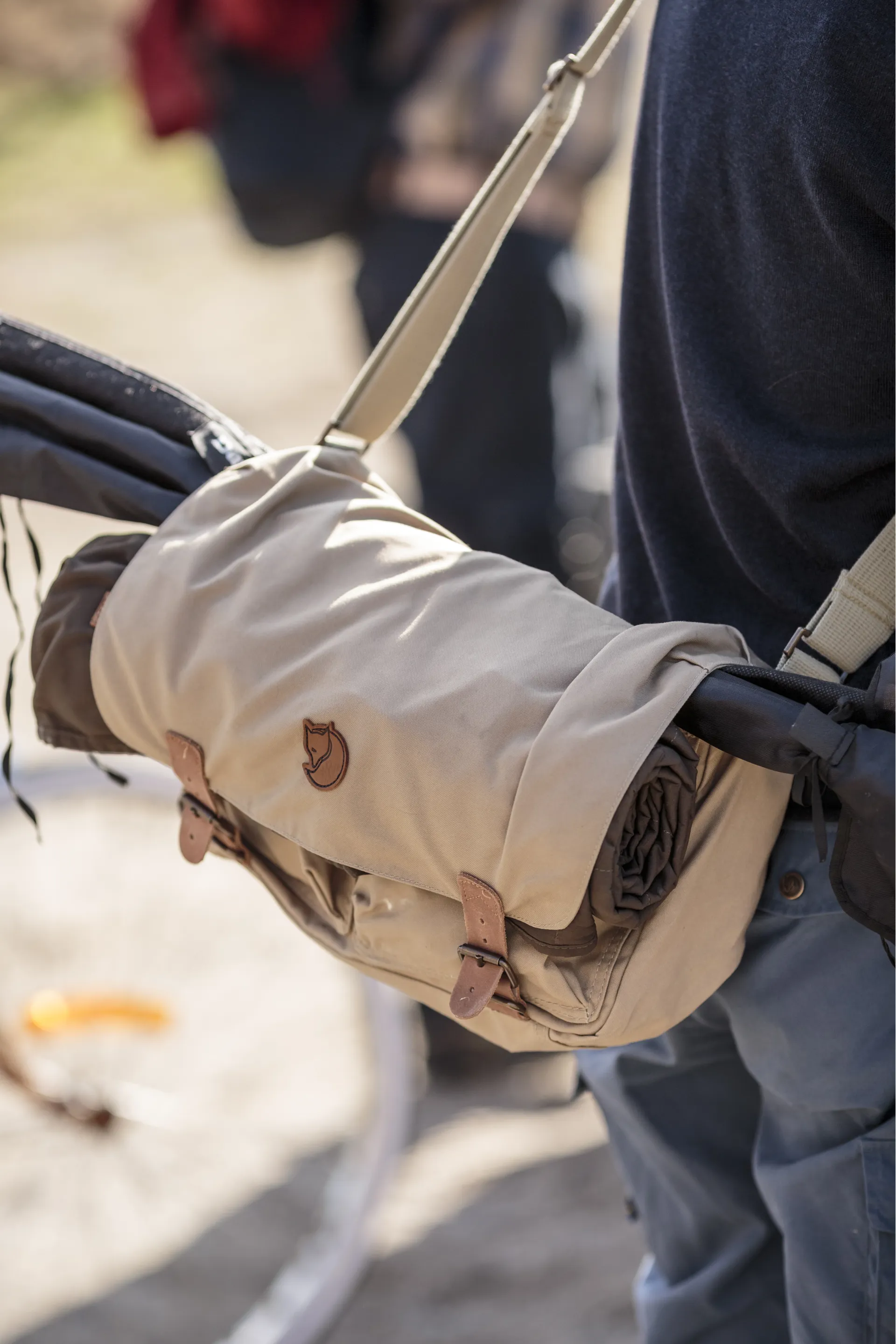 Fjallraven Ovik Shoulder Bag Sand
