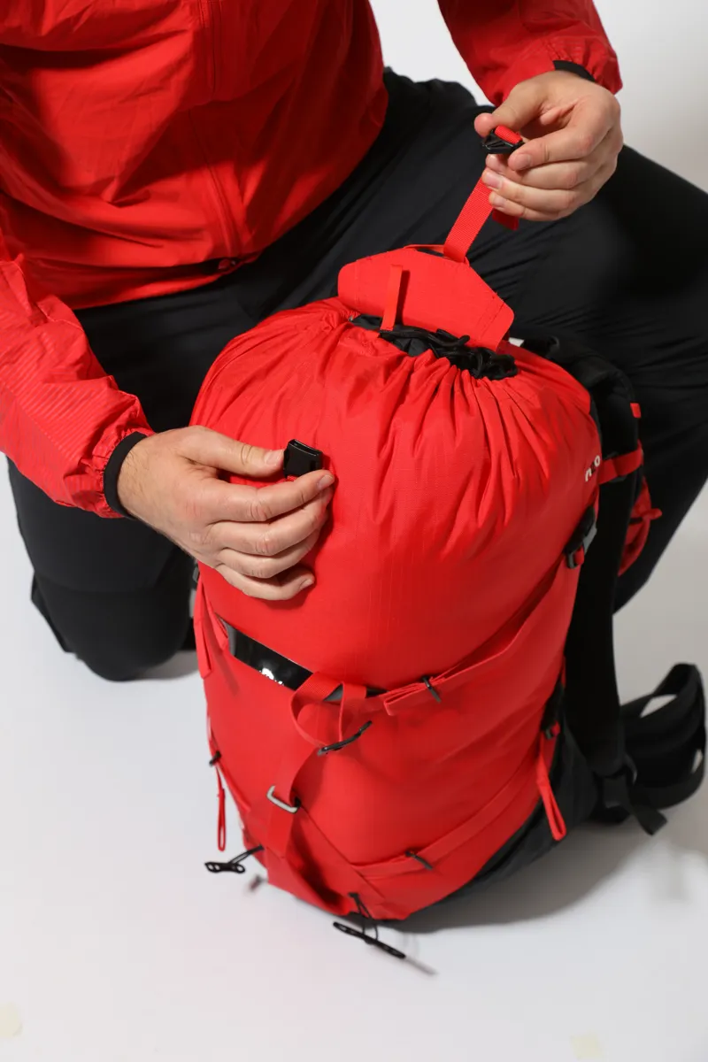 Montane Fast Alpine 40 Flag Red-9