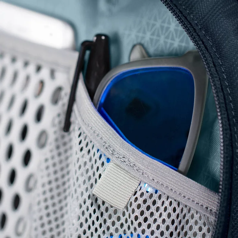 Osprey Quasar 28 Navy Blue-2