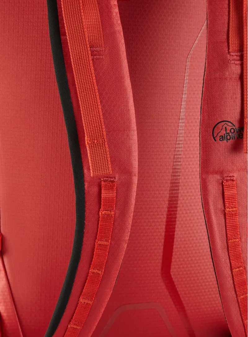 Lowe Alpine Renegade 28 Fire-2