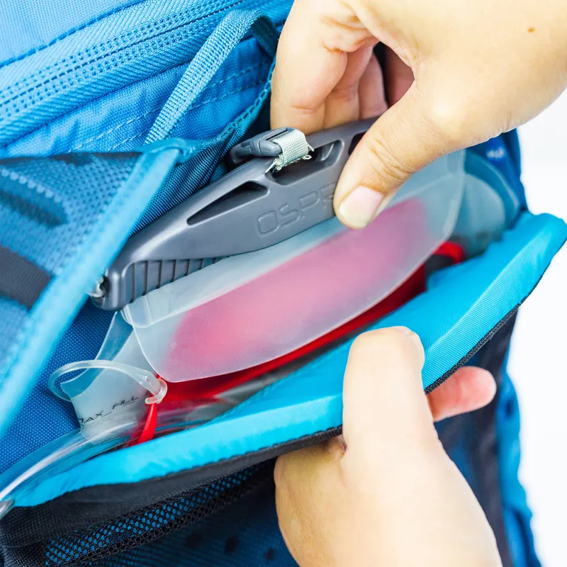 Osprey Womens Skimmer 28 Sapphire Blue-4