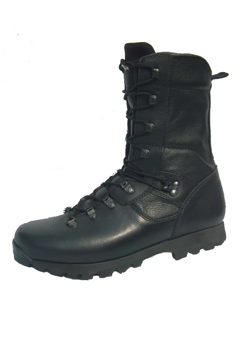 Alt-Berg Sneeker Microlite MKII Meidum Width Black