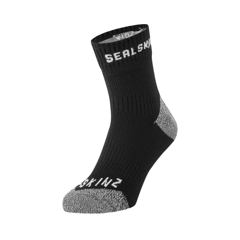 Sealskinz Dunton All Weather Ankle Length Socks with Hydrostop Black