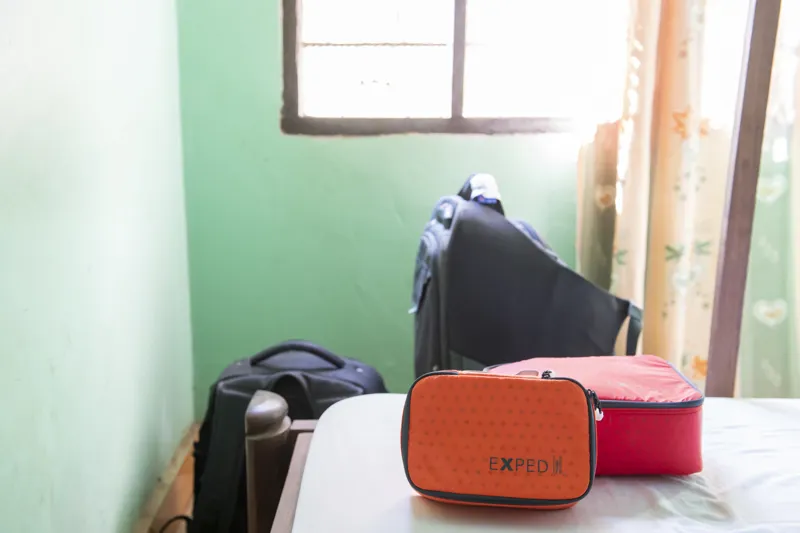 Exped Padded Zip Pouch Medium Orange-2