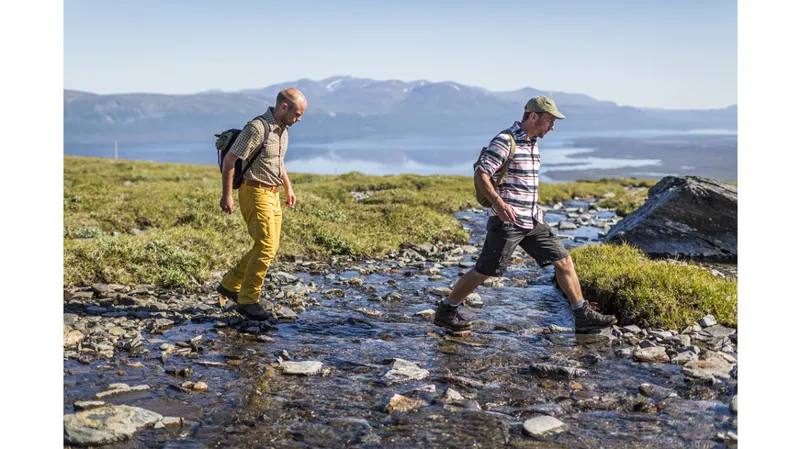 Fjallraven Mens Abisko Shorts Dark Olive-1