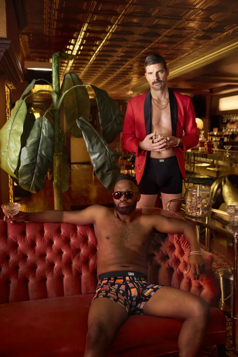 SAXX Men's Vibe Xtra Brief Boxers Black-4