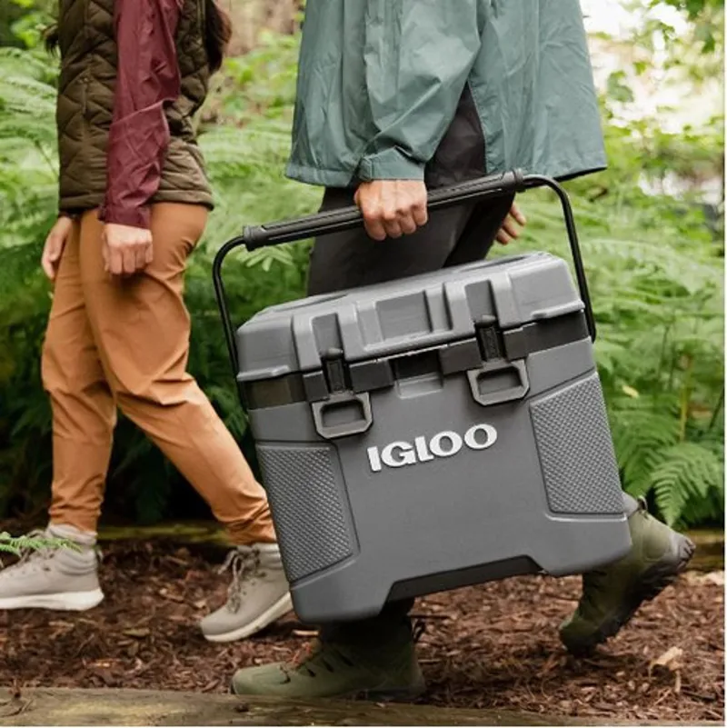 Igloo Trailmate 25QT Heavy-Duty Cooler Spruce-2