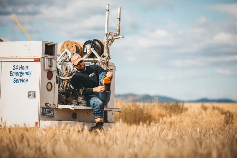 Darn Tough Mens Steely Micro Crew Cushion Graphite-2