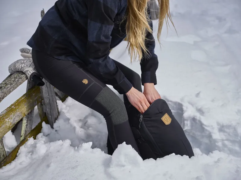 Fjallraven Womens Canada Shirt Navy/Black-10