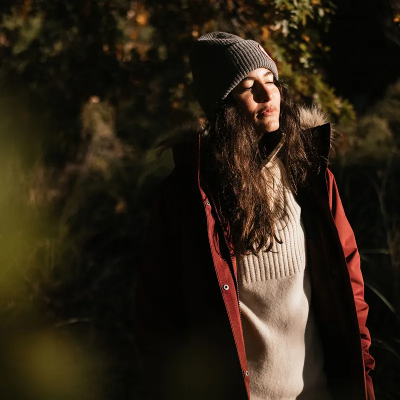 Fjallraven Women's Nuuk Lite Parka Bordeaux Red-8