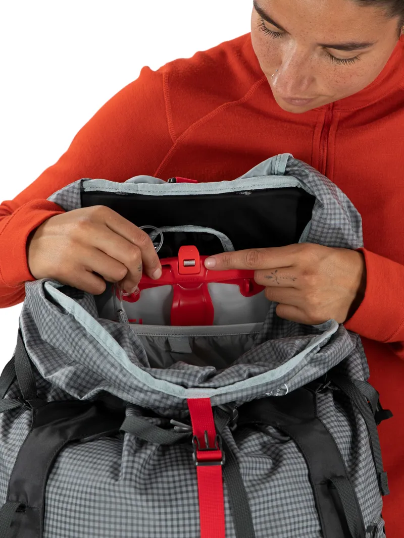 Osprey Women's Ariel Pro 75 Silver Lining-11